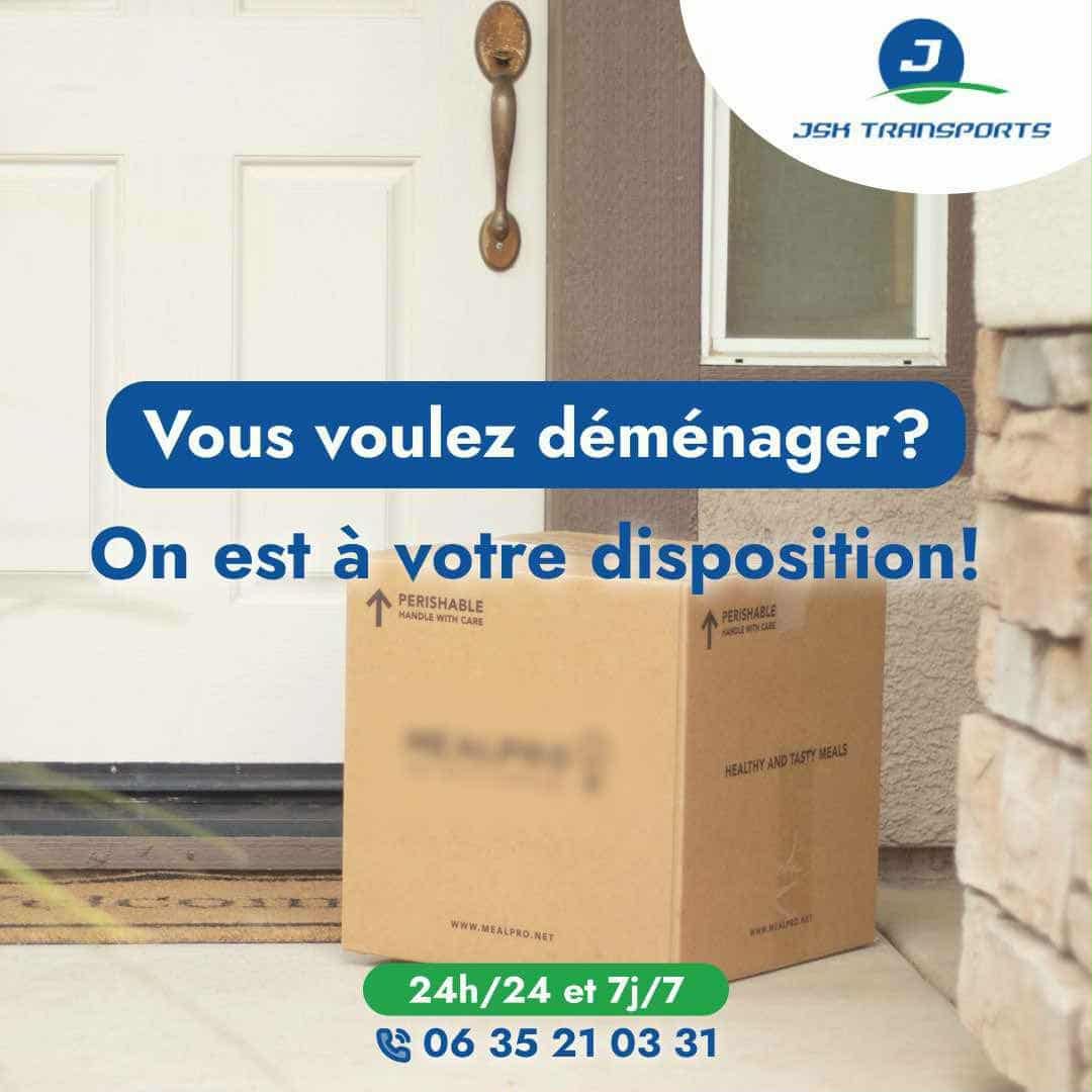 Équipe JSK Transport en pleine livraison